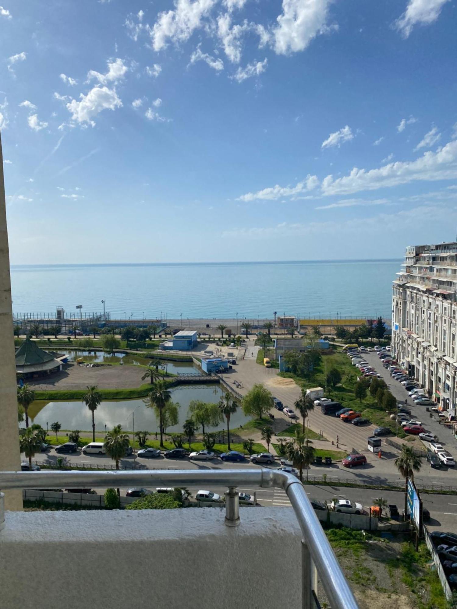 Apartment Maho Батумі Екстер'єр фото